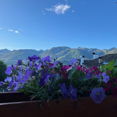 Hotel Garni Salvanel カヴァレーゼ エクステリア 写真