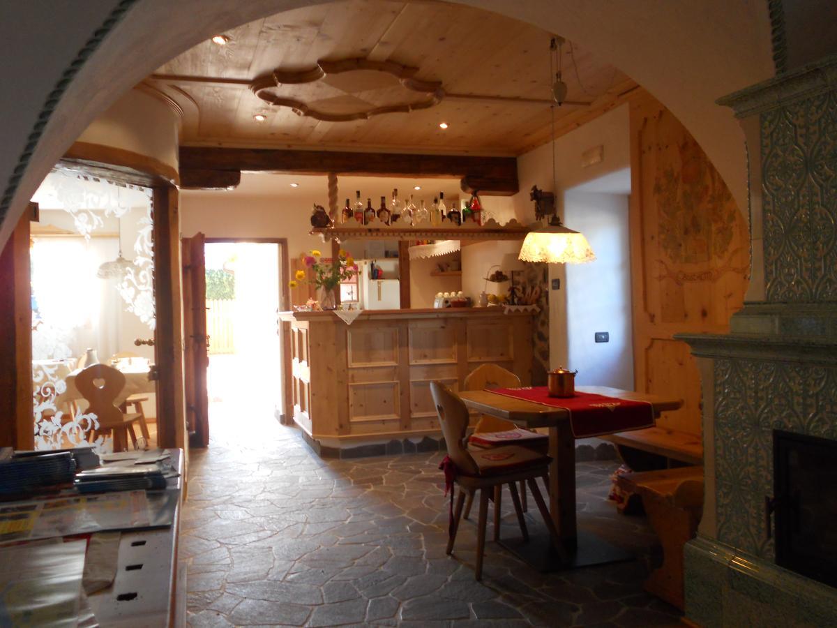 Hotel Garni Salvanel カヴァレーゼ エクステリア 写真